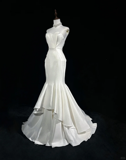 Classic Bridal Gown Mermaid Sweetheart Satin White Wedding Dresses Minimalist Bridal Gowns DP1691