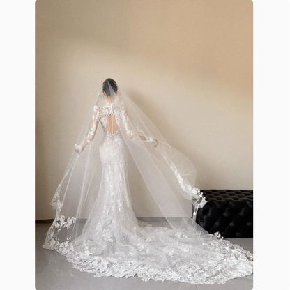 Romantisches Brautkleid Meerjungfrau V-Ausschnitt Spitze Weiße Brautkleider Minimalistische Brautkleider DP1798