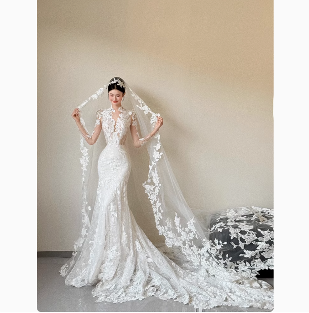 Romantisches Brautkleid Meerjungfrau V-Ausschnitt Spitze Weiße Brautkleider Minimalistische Brautkleider DP1798