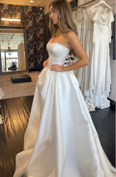 Hübsches Brautkleid Ballkleid Trägerlos Satin Weiß Lange Brautkleider Brautkleider DP1826