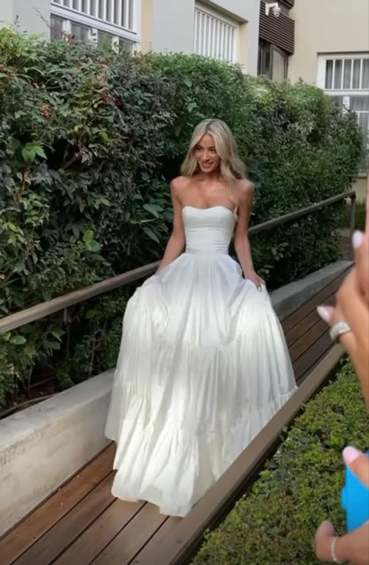 Simple Wedding Dress Ball Gown Strapless Satin White Long Wedding Dresses Bridal Gowns DP1829
