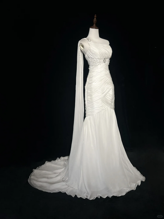Robe de mariée vintage sirène asymétrique blanche longue, robe de mariée minimaliste DP1838