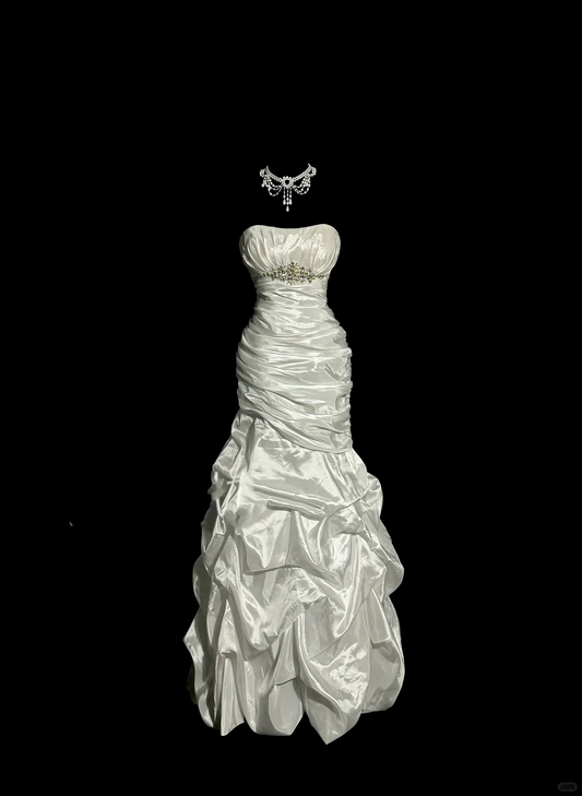 Robe de mariée vintage sirène décolleté en cœur ivoire longueur au sol robes de mariée minimalistes DP1840