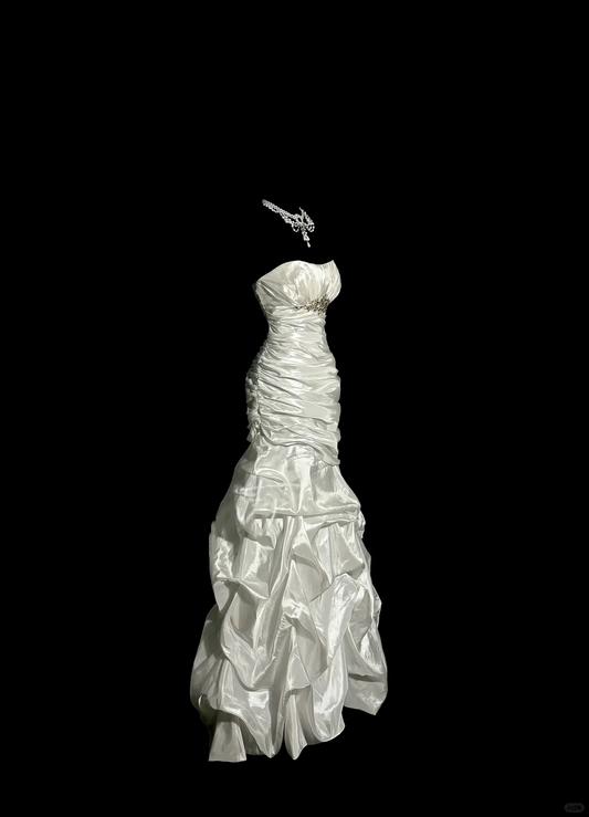 Robe de mariée vintage sirène décolleté en cœur ivoire longueur au sol robes de mariée minimalistes DP1840