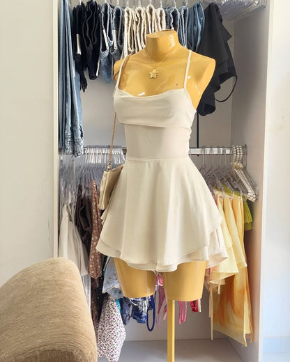 Süßes A-Linie Spaghettiträger Kurzes Sommer Satin Geburtstagskleid Hoco Kleid Geburtstagsoutfit 18. Geburtstag Mini Cocktailkleider DP1842