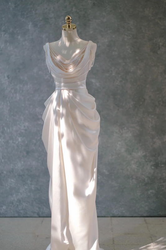 Robe de mariée vintage sirène col en V ivoire longueur au sol robes de mariée minimalistes DP1842
