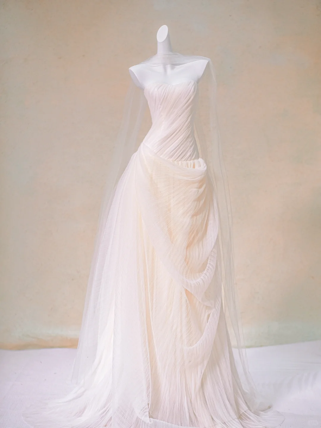 Rustic Wedding Dress Ball Gown Strapless Tulle Long Wedding Dresses Bridal Gowns DP1981