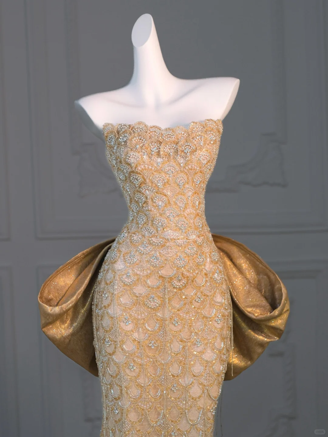 Wunderschöne Meerjungfrau Schatz Gold Pailletten Langes Ballkleid Partykleid Abschlusskleider Mit Schleife DP1985