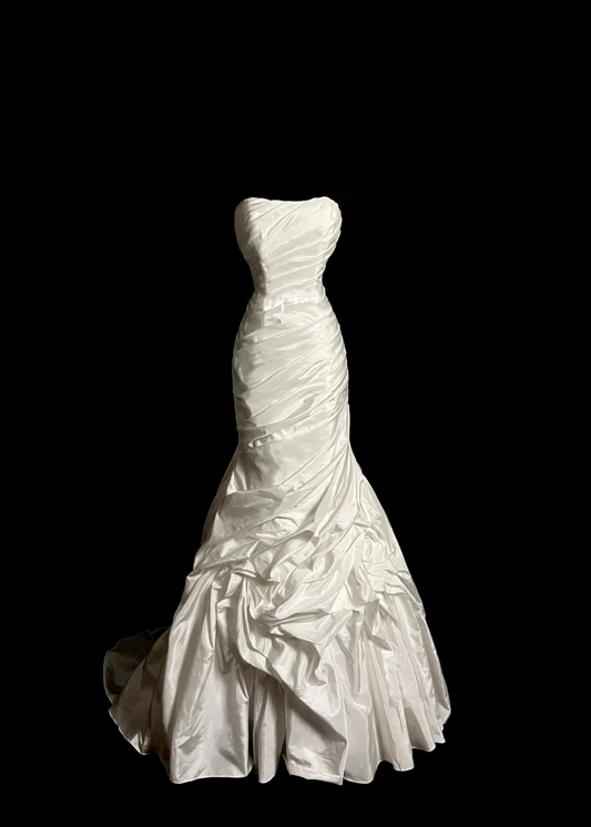 Retro Brautkleid Meerjungfrau Trägerlos Lang Satin Elfenbein Rüschen Brautkleider Brautkleider DP2026