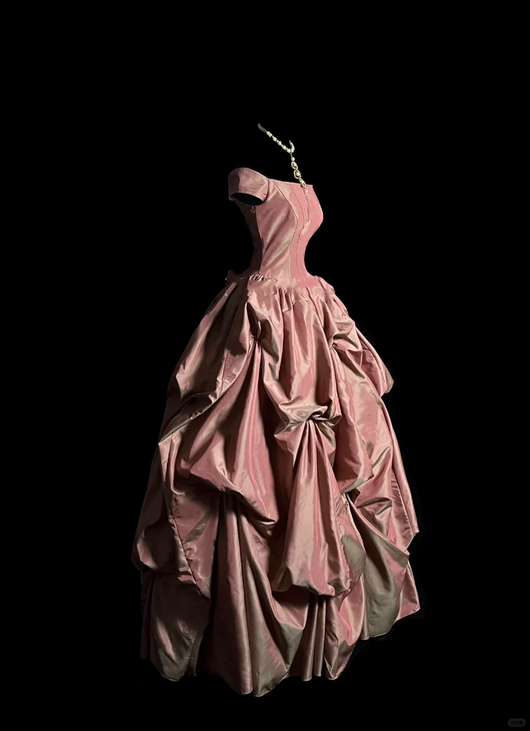 Bescheidenes Ballkleid aus schulterfreiem rosa Taft, langes Ballkleid, Partykleid, Abschlusskleider, Sweet 16-Kleid, DP2041