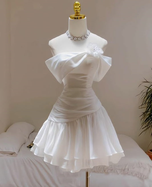 Robe de soirée d'été en mousseline de soie blanche, jolie robe trapèze à épaules dénudées, robe Hoco, mini tenue pour 16e anniversaire, robes de cocktail DP2092