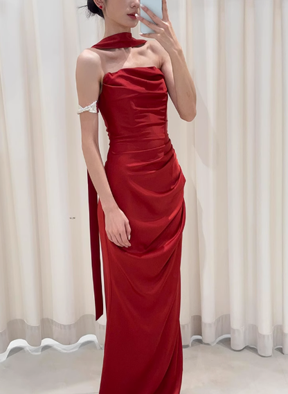 Hübsches Etuikleid, trägerlos, Burgunderrot, Satin, Ballkleid, formelle Sommerkleider für Hochzeitsgäste, Outfits für Hochzeitsgäste mit Schal, DP2258