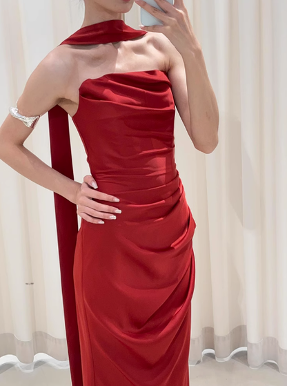 Hübsches Etuikleid, trägerlos, Burgunderrot, Satin, Ballkleid, formelle Sommerkleider für Hochzeitsgäste, Outfits für Hochzeitsgäste mit Schal, DP2258