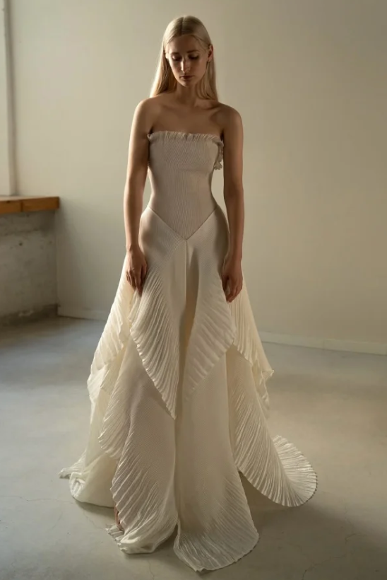 Chic Beige Pleated Strapless Contrast Color Stitching Prom Dress Long Prom Dresses DP241