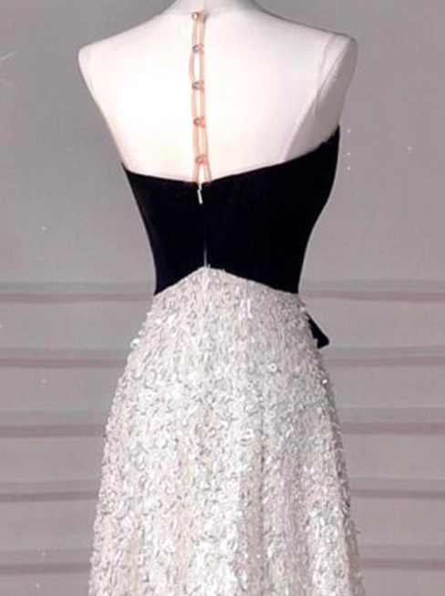 Süßes Ballkleid Spaghettiträger Silbergrau Mini Kurzes Formales Homecoming-Kleid Party Kurzes Ballkleid Hoco Kleider DH2684