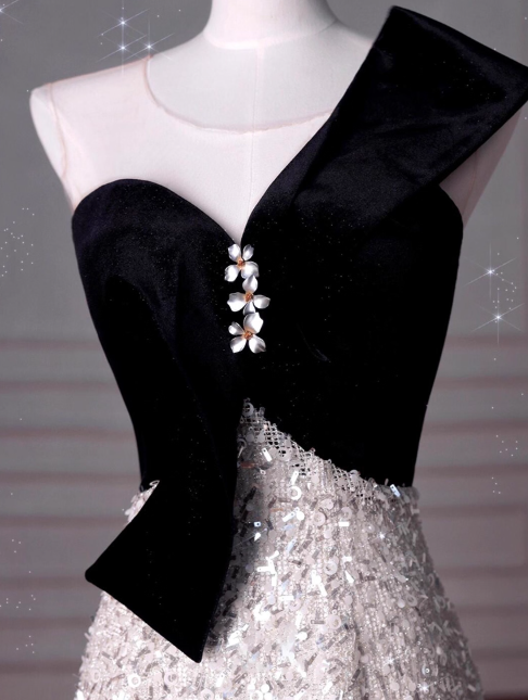 Süßes Ballkleid Spaghettiträger Silbergrau Mini Kurzes Formales Homecoming-Kleid Party Kurzes Ballkleid Hoco Kleider DH2684