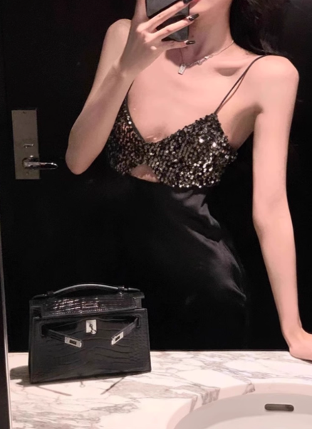 Modest Sheath Spaghetti Strap Long Evening Gown Black Formal Dress Elegant Sequin Satin Birthday Prom Dress DP2799
