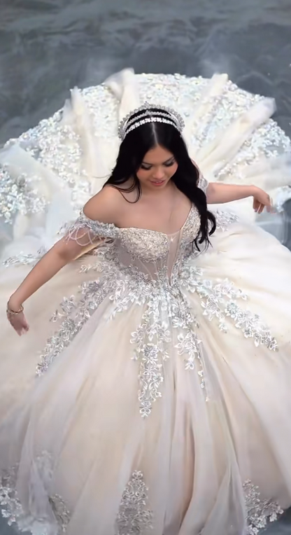 Fairy Off-the-Shoulder Ball Gown Tiered Gauze Appliqué Long Quinceanera Dress Formal Gowns Sweet 16 Dress DP2884