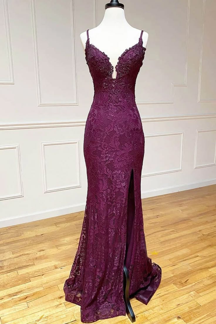 Pretty Lace Spaghetti Straps V-Neck Mermaid Formal Prom Dress Evening Dresses DP304