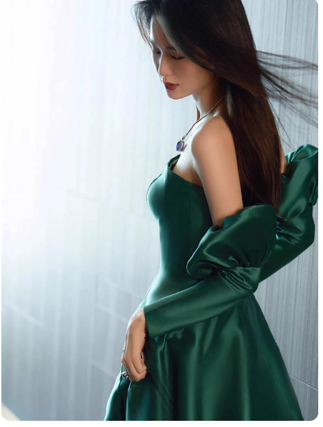Süßes Ballkleid Spaghettiträger Silbergrau Mini Kurzes Formales Homecoming-Kleid Party Kurzes Ballkleid Hoco Kleider DH2684