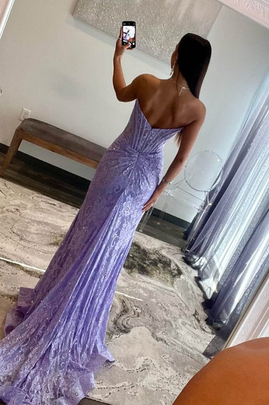 Hübsches langes trägerloses Meerjungfrau-Ballkleid aus Spitze mit Schlitz DP306