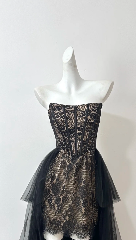 Süßes Ballkleid Spaghettiträger Silbergrau Mini Kurzes Formales Homecoming-Kleid Party Kurzes Ballkleid Hoco Kleider DH2684
