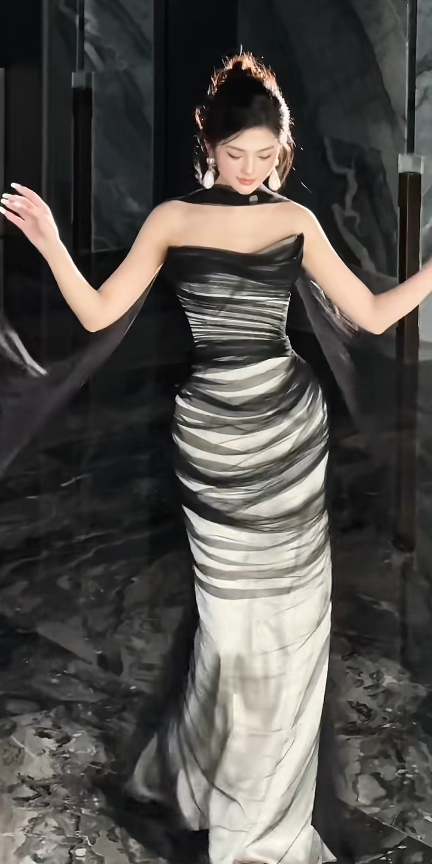 Süßes Ballkleid Spaghettiträger Silbergrau Mini Kurzes Formales Homecoming-Kleid Party Kurzes Ballkleid Hoco Kleider DH2684