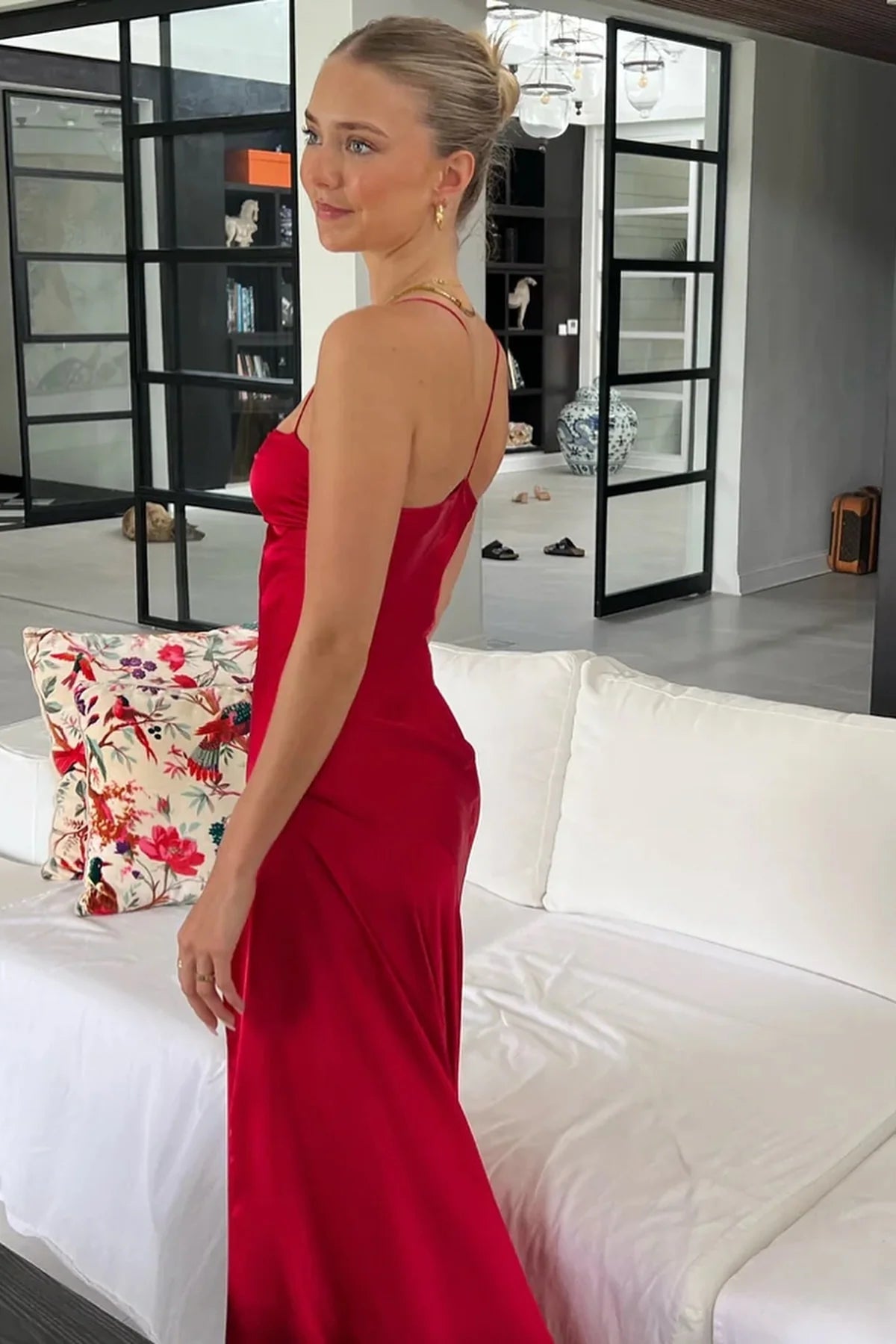 Robe de bal fourreau simple à bretelles spaghetti, robe de soirée longue rose avec fente sur le devant DP311