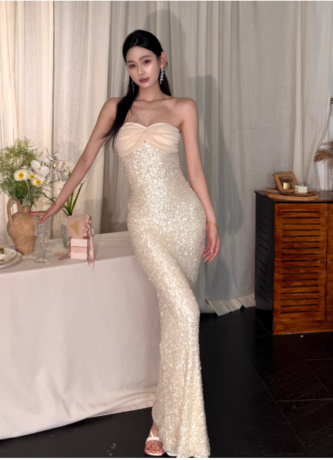 Süßes Ballkleid Spaghettiträger Silbergrau Mini Kurzes Formales Homecoming-Kleid Party Kurzes Ballkleid Hoco Kleider DH2684