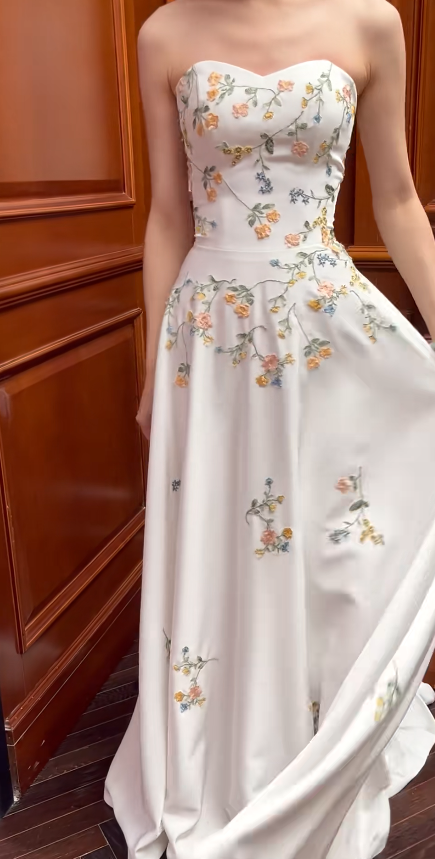 Süßes Ballkleid Spaghettiträger Silbergrau Mini Kurzes Formales Homecoming-Kleid Party Kurzes Ballkleid Hoco Kleider DH2684