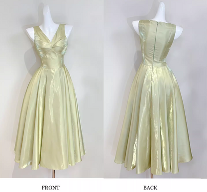 Gorgeous V-neck A-Line Long Prom Dresses Satin Sleeveless Formal Dresses Green Birthday Dresses DP3257