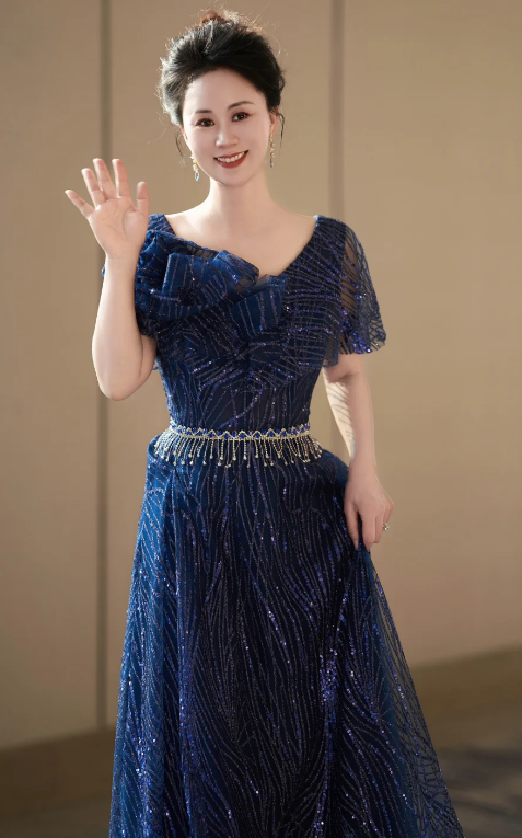 Elegant Sheath Navy Blue Mother of the Bride Dress Tulle Sequins Evening Gown DP3264