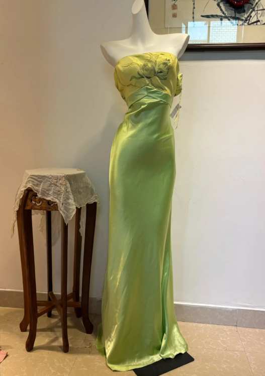 Süßes Ballkleid Spaghettiträger Silbergrau Mini Kurzes Formales Homecoming-Kleid Party Kurzes Ballkleid Hoco Kleider DH2684
