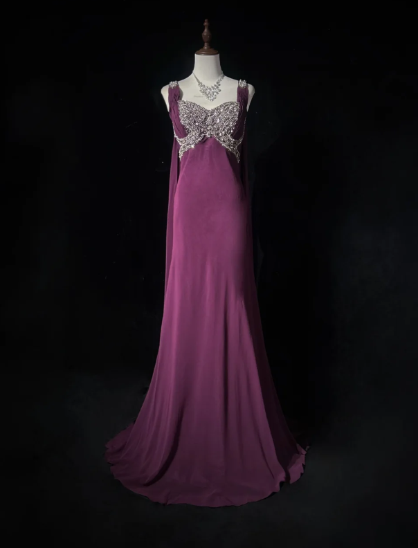 Vintage Strap Sheath Long Prom Dresses Elegant Rhinestone Chiffon Grape Evening Dresses DP3695