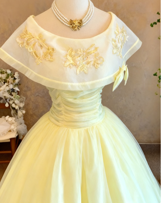 Süßes Ballkleid Spaghettiträger Silbergrau Mini Kurzes Formales Homecoming-Kleid Party Kurzes Ballkleid Hoco Kleider DH2684