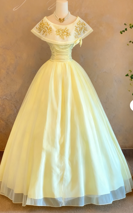 Süßes Ballkleid Spaghettiträger Silbergrau Mini Kurzes Formales Homecoming-Kleid Party Kurzes Ballkleid Hoco Kleider DH2684