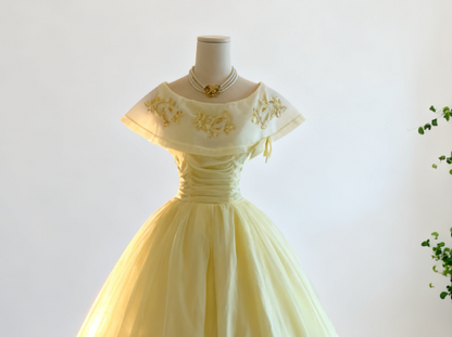 Süßes Ballkleid Spaghettiträger Silbergrau Mini Kurzes Formales Homecoming-Kleid Party Kurzes Ballkleid Hoco Kleider DH2684