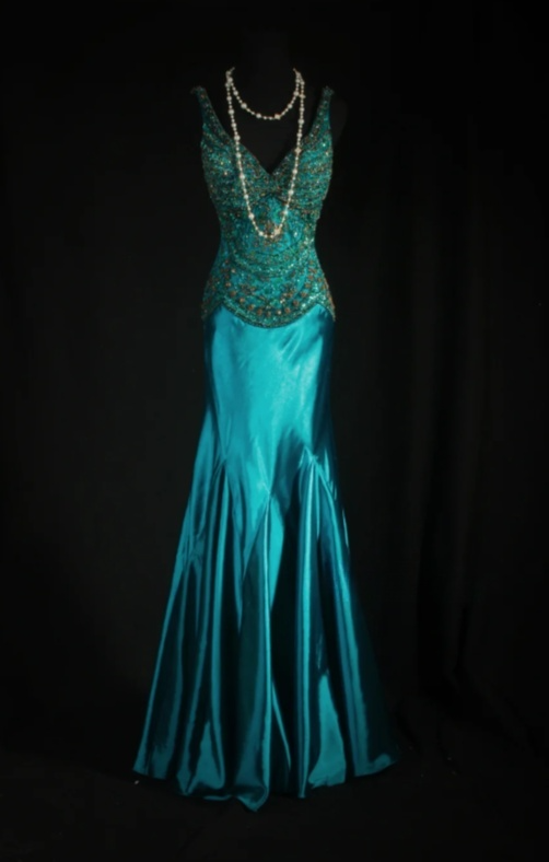 Vintage V-neck Sheath Blue Long Prom Dresses Satin Beaded Blue Evening Dresses DP3770
