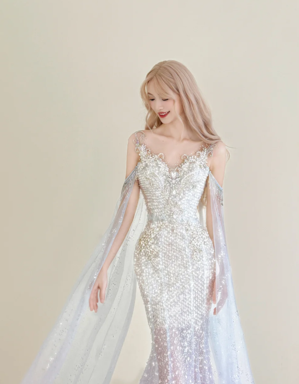 Süßes Ballkleid Spaghettiträger Silbergrau Mini Kurzes Formales Homecoming-Kleid Party Kurzes Ballkleid Hoco Kleider DH2684