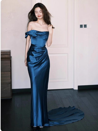 Süßes Ballkleid Spaghettiträger Silbergrau Mini Kurzes Formales Homecoming-Kleid Party Kurzes Ballkleid Hoco Kleider DH2684