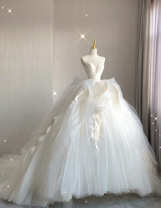 Timeless Ball Gown Strapless Long Satin White Sweep Train Wedding Dresses Brides Dress DP410