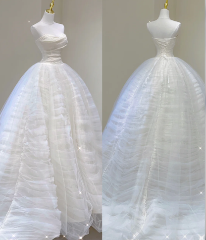 Einzigartige Ballkleid Sweetheart Satin Brautkleider Weiß Brautkleid DP440