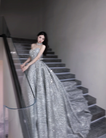 Hübsches Ballkleid Trägerloses Pailletten Langes Silbernes Ballkleid Funkelnde Abendkleider DP451