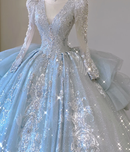 Zeitloses Ballkleid mit V-Ausschnitt und Pailletten in Blau mit langen Ärmeln, Brautkleider, Brautkleid DP465