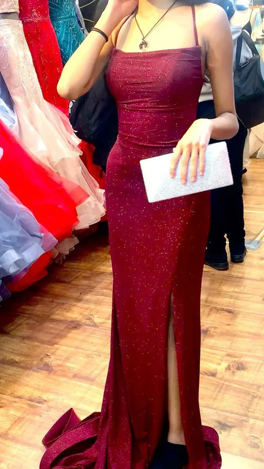 Edle, elegante Etuikleider mit Spaghettiträgern in Burgunderrot mit Schlitz und Pailletten, langes Abendkleid, langes formelles Kleid, DP495