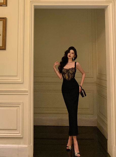 Elegantes Meerjungfrau-Spaghettiträger-Kleid aus schwarzer Spitze, ärmellos, zum 18. Geburtstag, Partykleid, Geburtstags-Outfits, Geburtstagskleid-Ideen für Frauen, DP568
