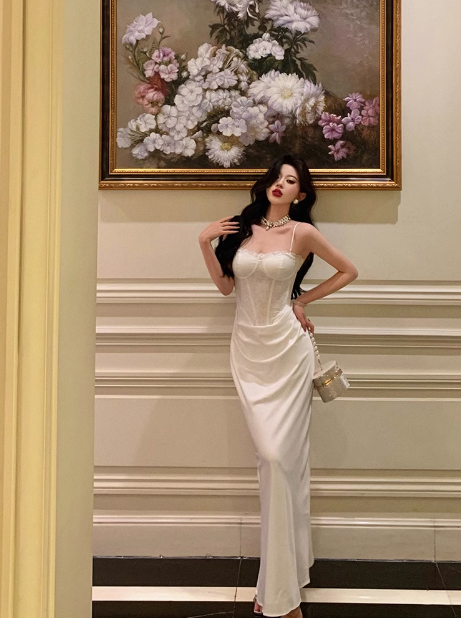 Edle Meerjungfrau Spaghettiträger Weiß 18. Geburtstagskleid Partykleid 18. Geburtstag Outfits Geburtstagskleid Ideen für Frauen DP579