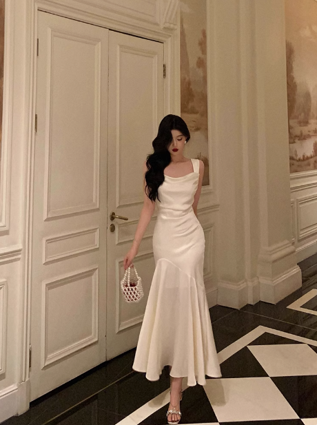 Edles Meerjungfrauen-Kleid mit quadratischem Ausschnitt, weißes Partykleid zum 18. Geburtstag, Outfits zum 18. Geburtstag, Geburtstagskleid-Ideen für Frauen, DP582