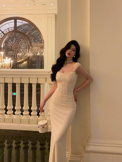 Edle Etuikleid-Träger Elfenbein 18. Geburtstagskleid Partykleid 21. Geburtstag Outfits Geburtstagskleid Ideen für Frauen DP591