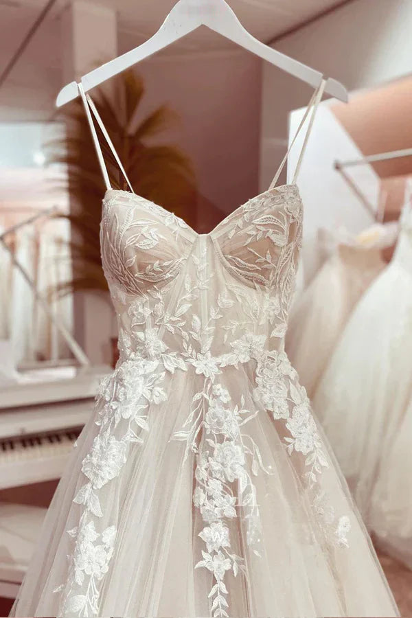 Chic Bridal Gown Elegant Italian Noodle Strap A-Line Lace Wedding Bridal Dress Bridal Gowns DP636